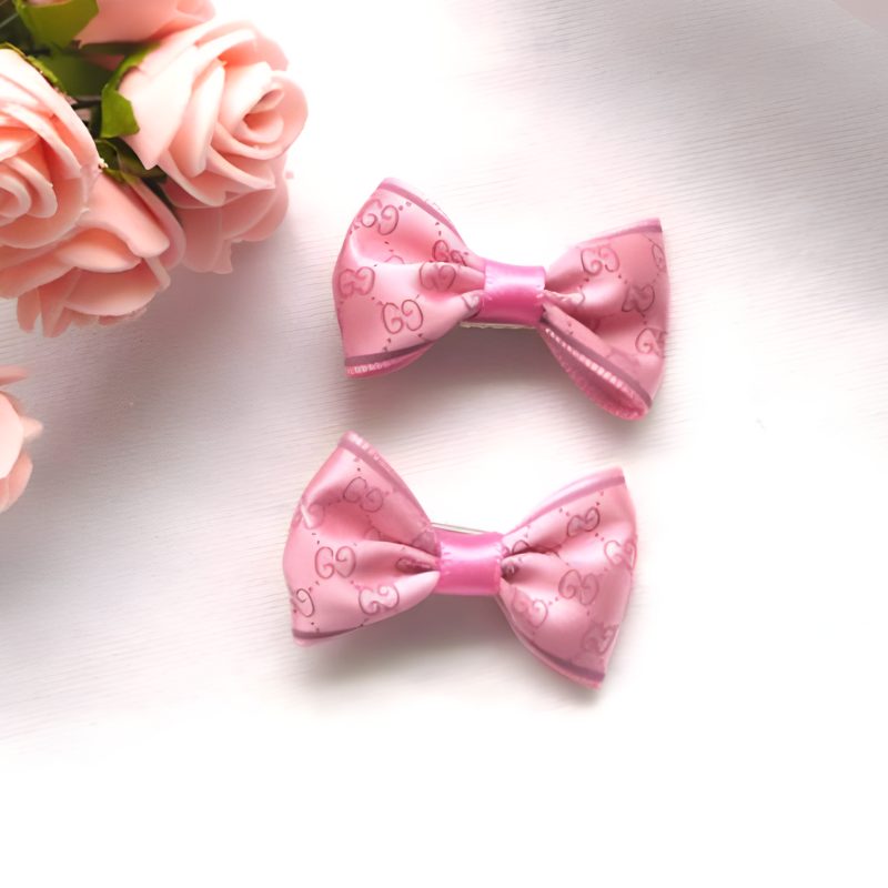 G - Hair Clip as Bow Tie E2