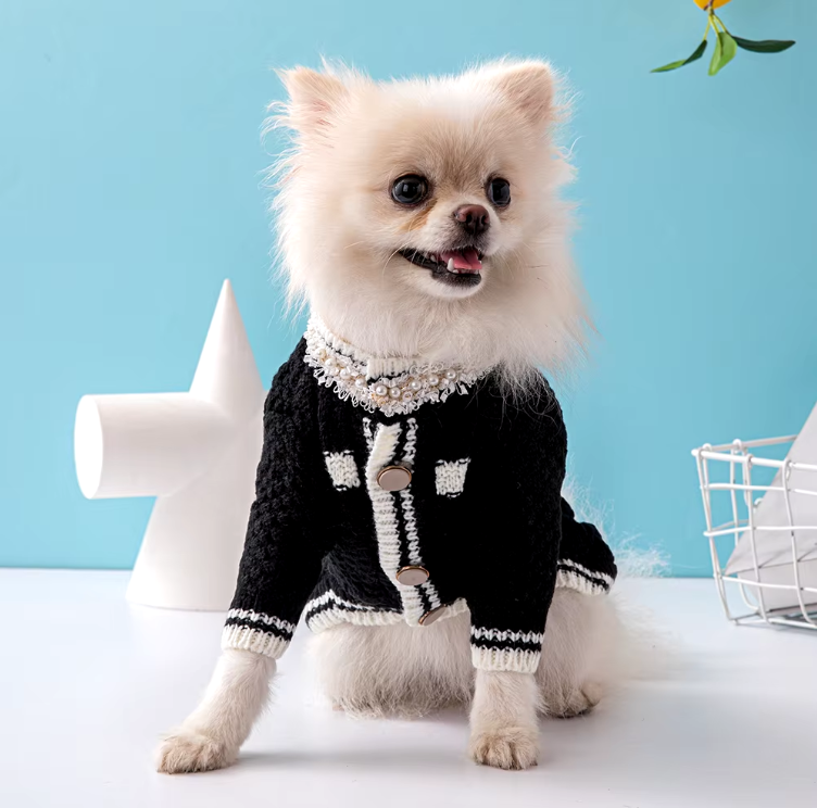 B - Luxury Old Fashioned Sweater E1
