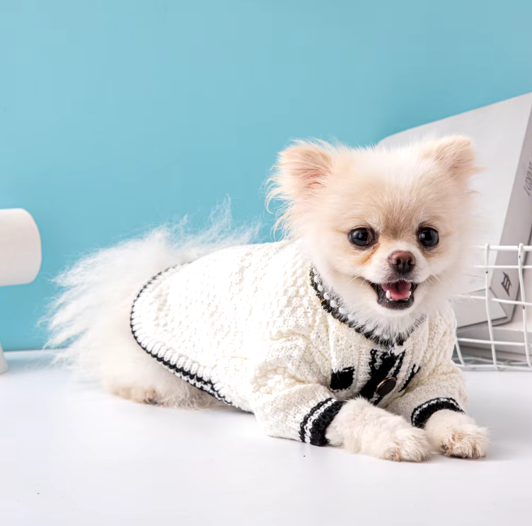 B - Luxury Old Fashioned Sweater E1