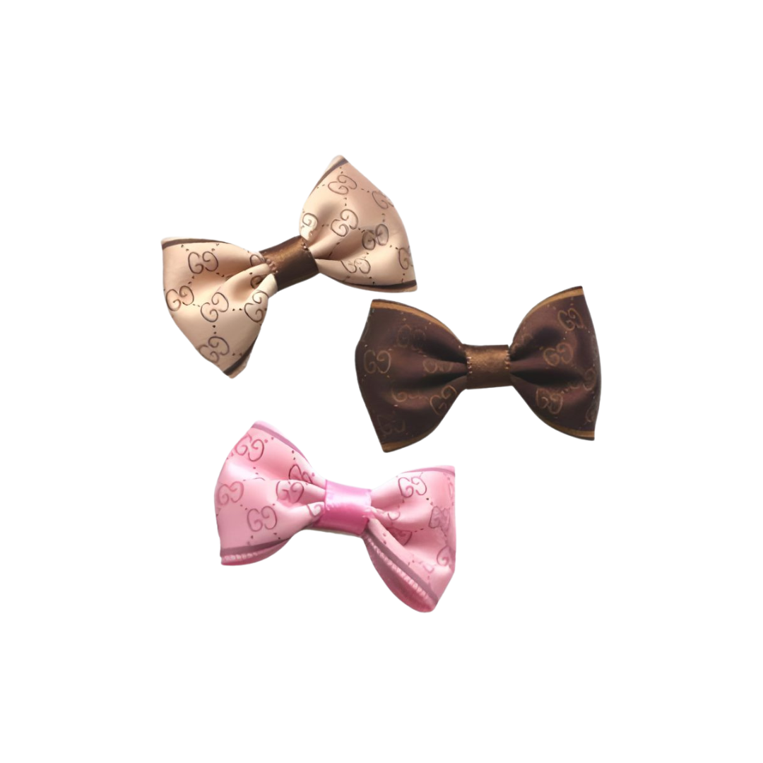G - Hair Clip as Bow Tie E2