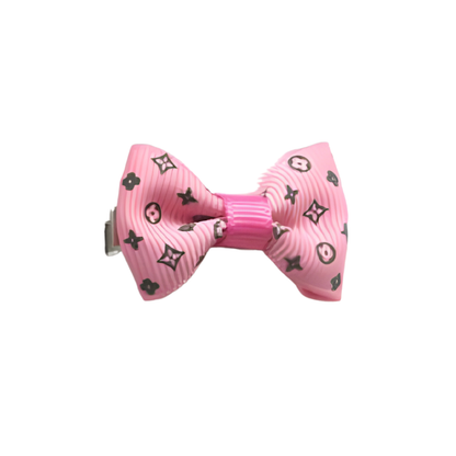 L - Hair Clip as Bow Tie E2