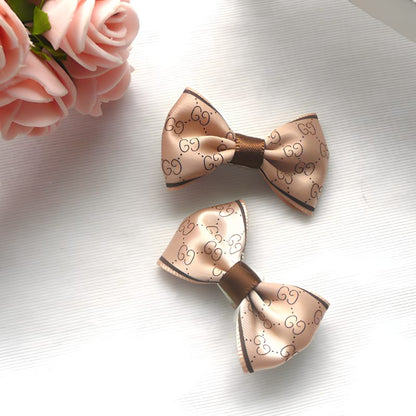 G - Hair Clip as Bow Tie E2