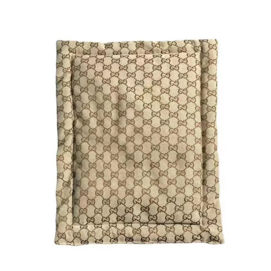 G - Flannel Mat E1